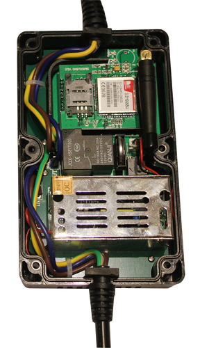 GSM Sender - Vexler 230V/20A, Skjult i adapter